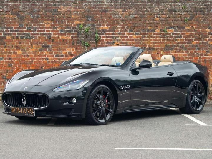 Maserati GRANCABRIO 4.7 V8 Sport Auto Euro 5 2dr