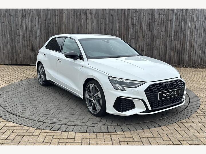 Audi A3 1.5 TFSI 35 Black Edition Sportback Euro 6 (s/s) 5dr