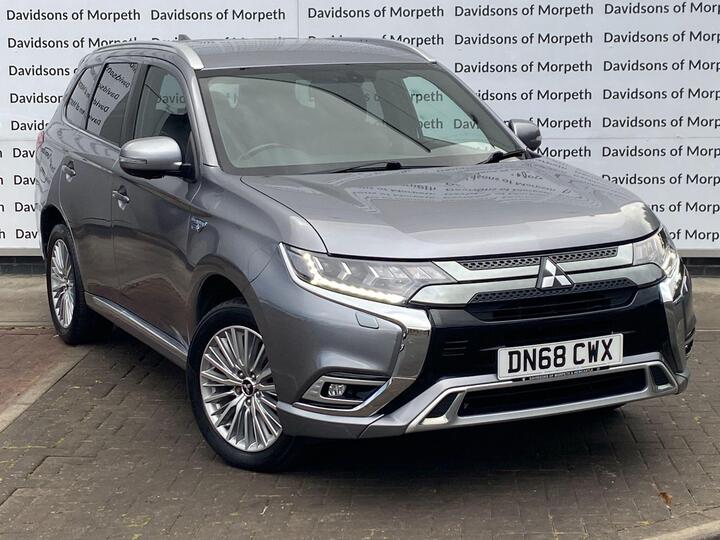 Mitsubishi Outlander 2.4h TwinMotor 13.8kWh 4h CVT 4WD Euro 6 (s/s) 5dr