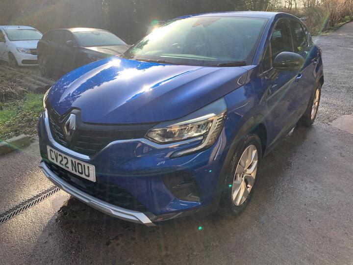 Renault Captur 1.6 E-TECH Iconic Edition Auto Euro 6 (s/s) 5dr