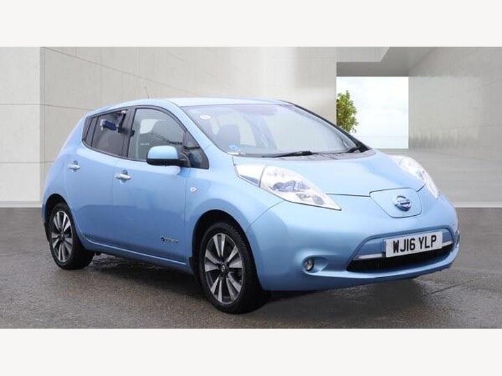 Nissan Leaf 30kWh Tekna Auto 5dr