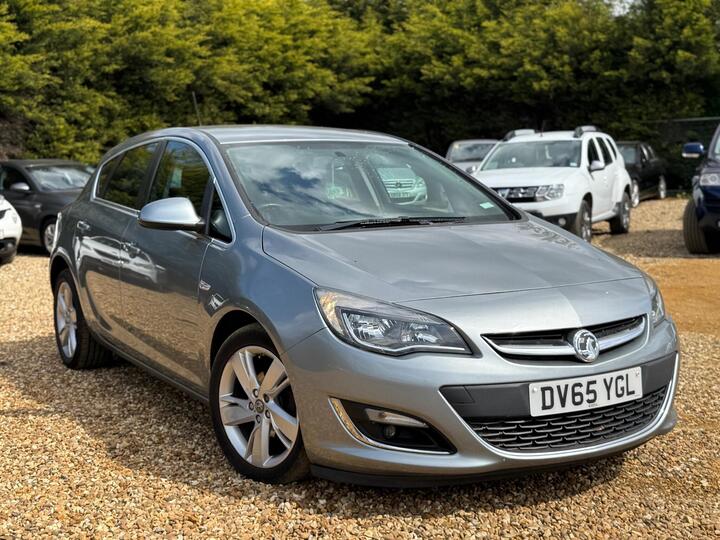 Vauxhall Astra 1.6i SRi Euro 6 5dr