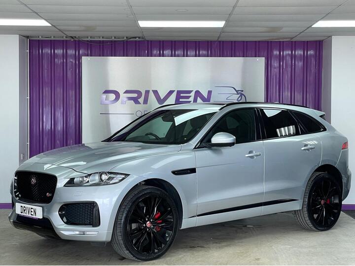 Jaguar F-PACE 3.0 D300 V6 S Auto AWD Euro 6 (s/s) 5dr