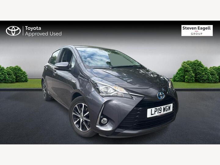 Toyota Yaris 1.5 VVT-h Icon Tech E-CVT Euro 6 (s/s) 5dr