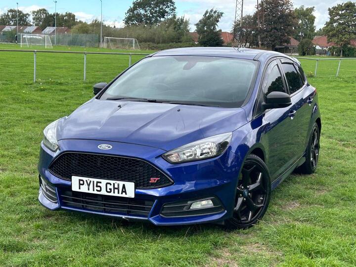 Ford FOCUS 2.0 TDCi ST-2 Euro 6 (s/s) 5dr