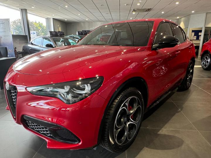 Alfa Romeo Stelvio 2.0T Veloce Auto Q4 AWD Euro 6 (s/s) 5dr