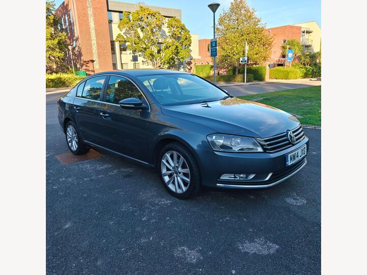 Volkswagen Passat 2.0 TDI BlueMotion Tech Executive Euro 5 (s/s) 4dr