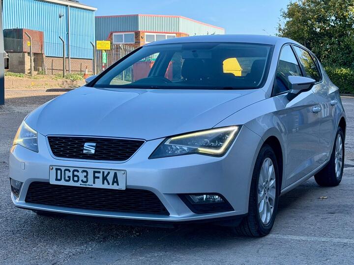 SEAT Leon 2.0 TDI CR SE Euro 5 (s/s) 5dr