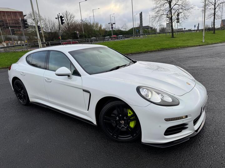 Porsche Panamera 3.0D V6 TiptronicS Euro 5 (s/s) 5dr