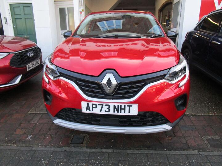 Renault Captur 1.6 E-TECH Evolution Auto Euro 6 (s/s) 5dr
