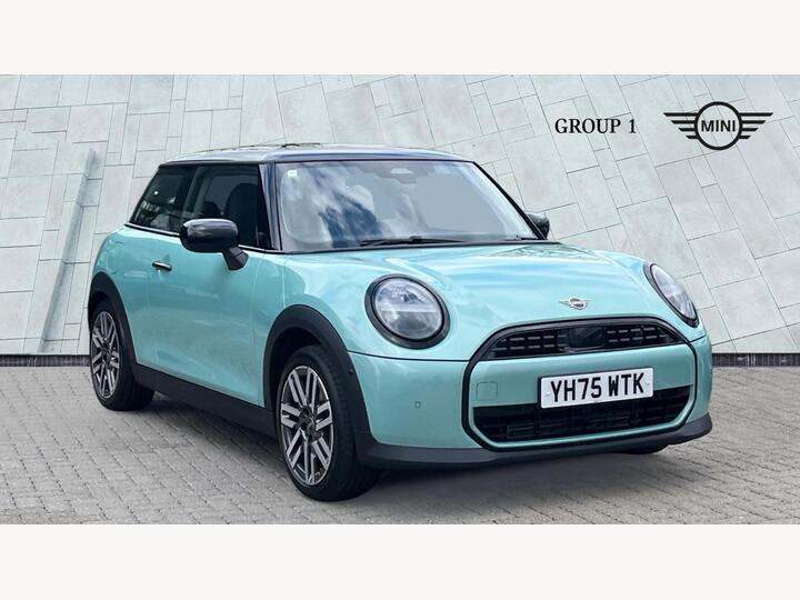 MINI Cooper 1.5C Classic Steptronic Euro 6 (s/s) 3dr