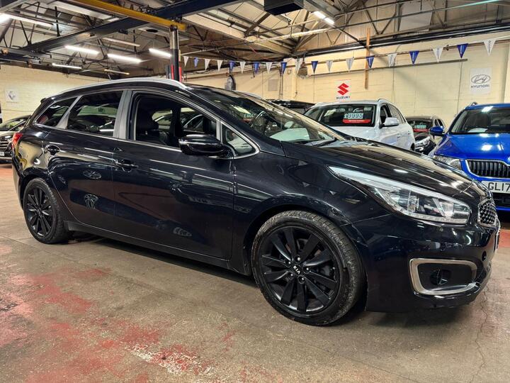 Kia Ceed 1.6 CRDi EcoDynamics 4 Tech Sportswagon Euro 5 (s/s) 5dr