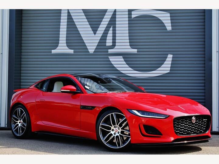Jaguar F-Type 5.0 V8 R-Dynamic Auto Euro 6 (s/s) 2dr Jaguar F-Type 5.0 V8 R-Dynamic Auto Euro 6 (s/s) 2dr
