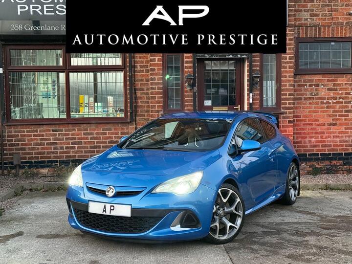 Vauxhall Astra GTC 2.0T VXR Euro 5 (s/s) 3dr Vauxhall Astra GTC 2.0T VXR Euro 5 (s/s) 3dr