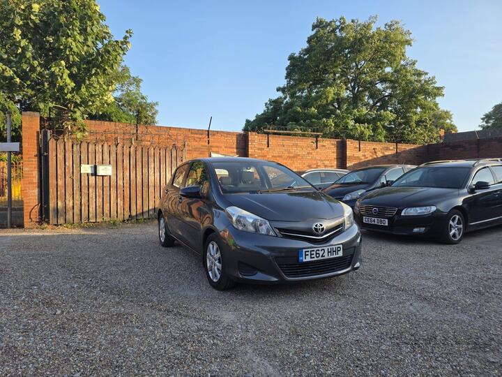 Toyota Yaris 1.33 Dual VVT-i TR Euro 5 5dr