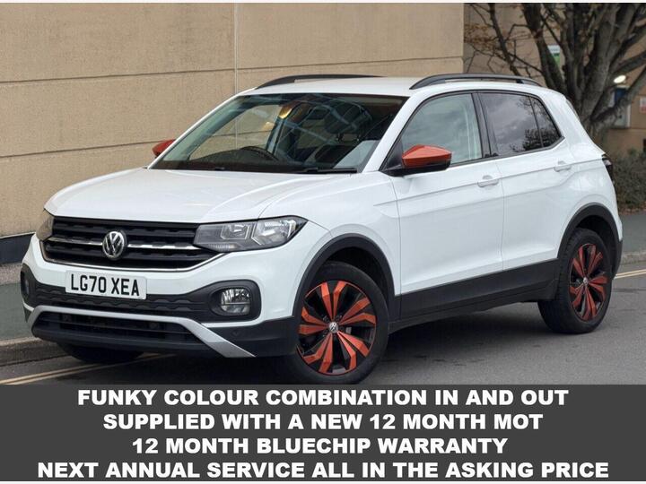 Volkswagen T-CROSS 1.0 TSI SE Euro 6 (s/s) 5dr Volkswagen T-CROSS 1.0 TSI SE Euro 6 (s/s) 5dr
