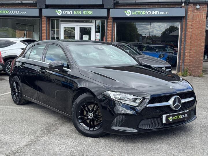 Mercedes-Benz A-CLASS 1.3 A180 SE (Executive) Euro 6 (s/s) 5dr