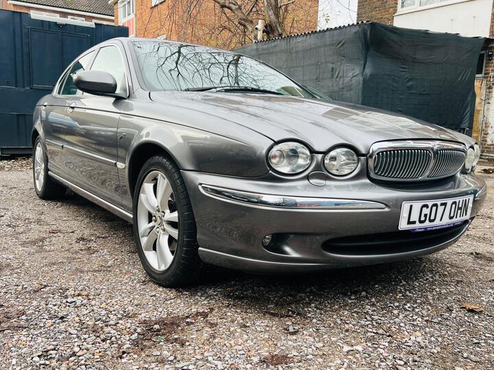 Jaguar X-Type 2.5 V6 SE (AWD) 4dr