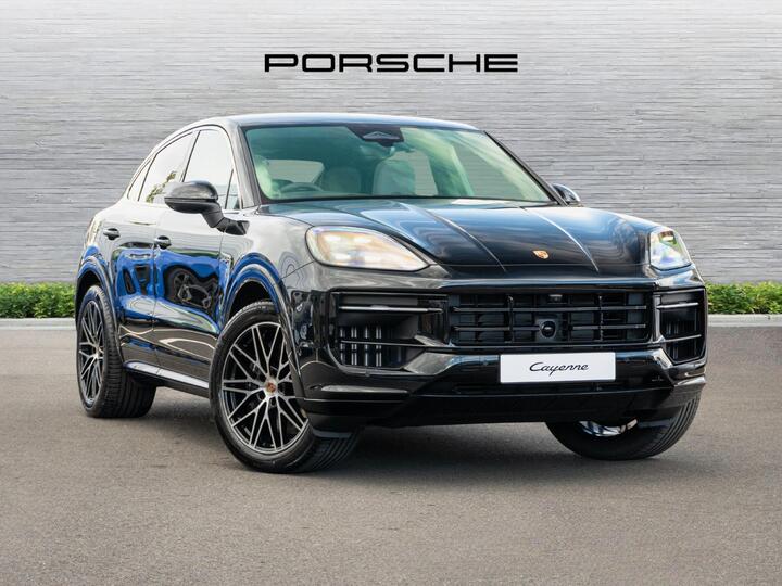 Porsche Cayenne 3.0 V6 E-Hybrid 25.9kWh Black Edition TiptronicS 4WD Euro 6 (s/s) 5dr