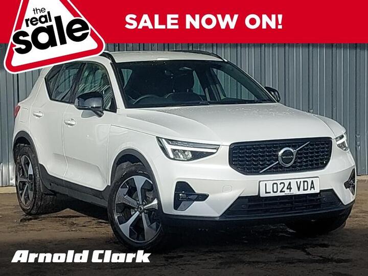 Volvo XC40 2.0 B3 MHEV Plus DCT Auto Euro 6 (s/s) 5dr