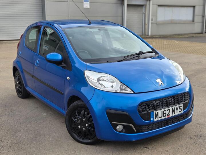 Peugeot 107 1.0 12V Active 2 Tronic Euro 5 5dr Peugeot 107 1.0 12V Active 2 Tronic Euro 5 5dr