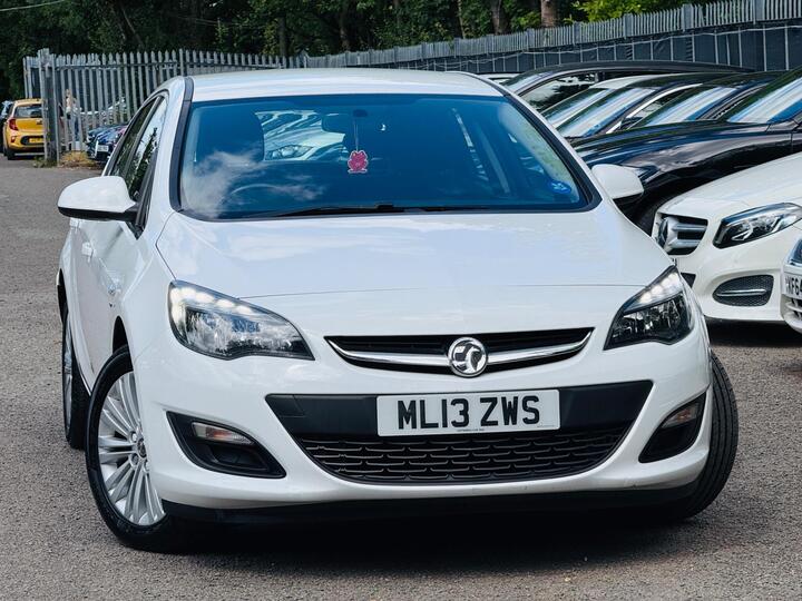 Vauxhall Astra 1.7 CDTi EcoFLEX Energy Euro 5 5dr