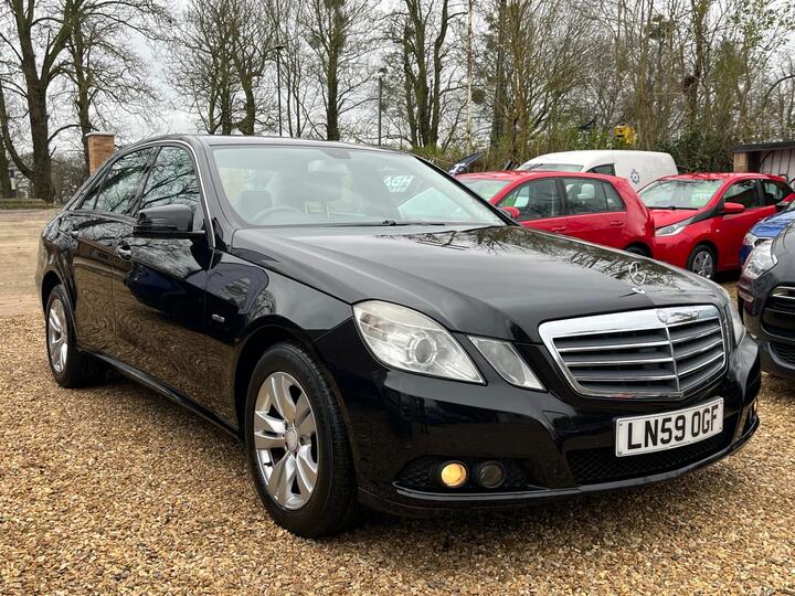 Mercedes-Benz E Class 2.1 E220 CDI BlueEfficiency SE Tiptronic Euro 5 4dr Mercedes-Benz E Class 2.1 E220 CDI BlueEfficiency SE Tiptronic Euro 5 4dr