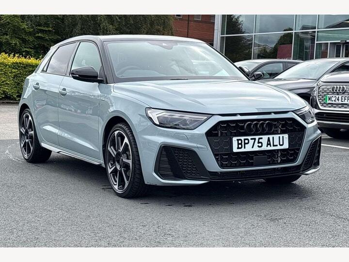 Audi A1 1.0 TFSI 25 Black Edition Sportback S Tronic Euro 6 (s/s) 5dr