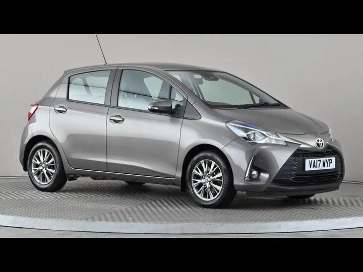 Toyota Yaris 1.5 VVT-i Icon Tech Euro 6 5dr
