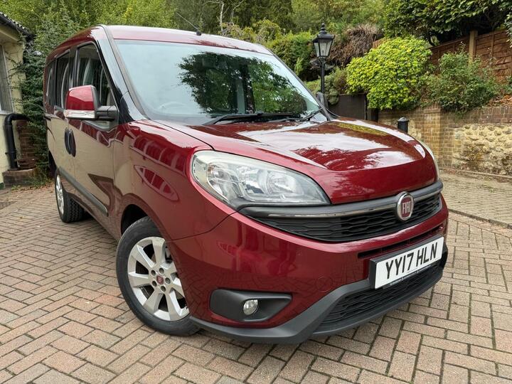 Fiat Doblo 1.6 MultiJet Lounge Euro 6 5dr