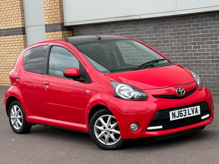 Toyota AYGO 1.0 VVT-i Mode Euro 5 5dr