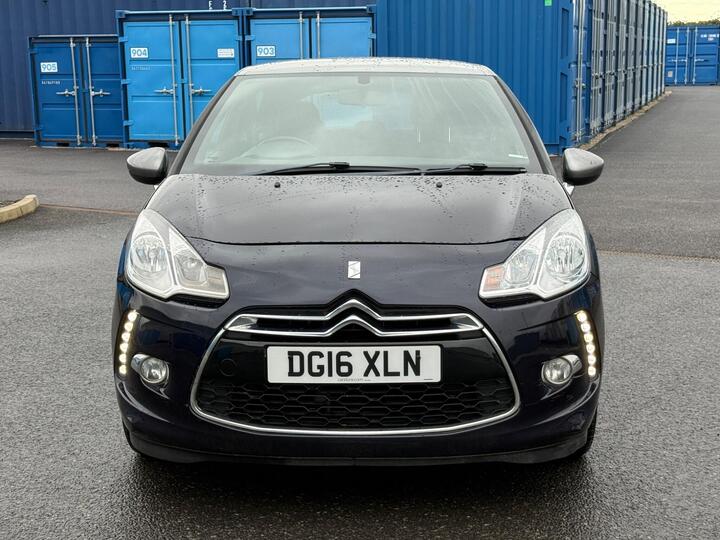 DS AUTOMOBILES DS 3 1.2 PureTech DStyle Euro 6 3dr DS AUTOMOBILES DS 3 1.2 PureTech DStyle Euro 6 3dr
