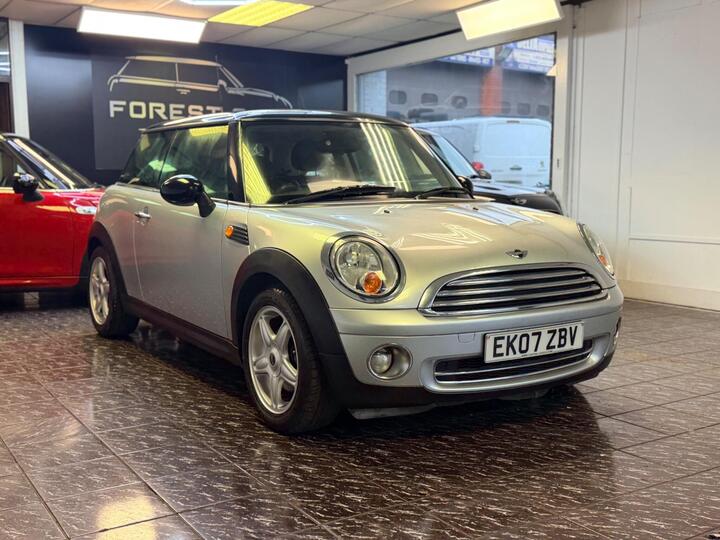 MINI Hatch 1.6 Cooper Steptronic Euro 4 3dr