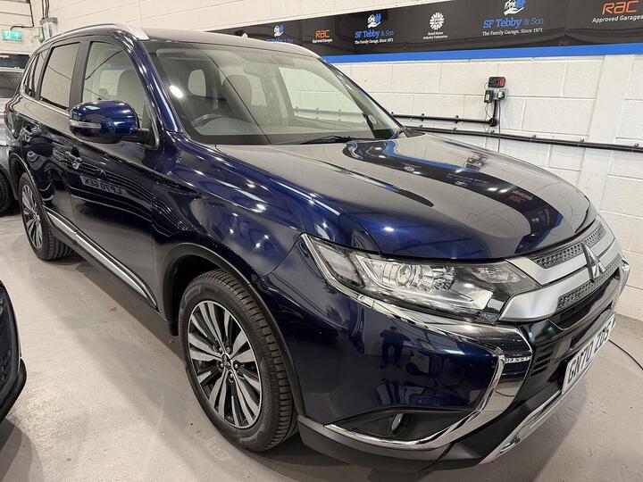 Mitsubishi Outlander 2.0 MIVEC Design CVT 4WD Euro 6 (s/s) 5dr