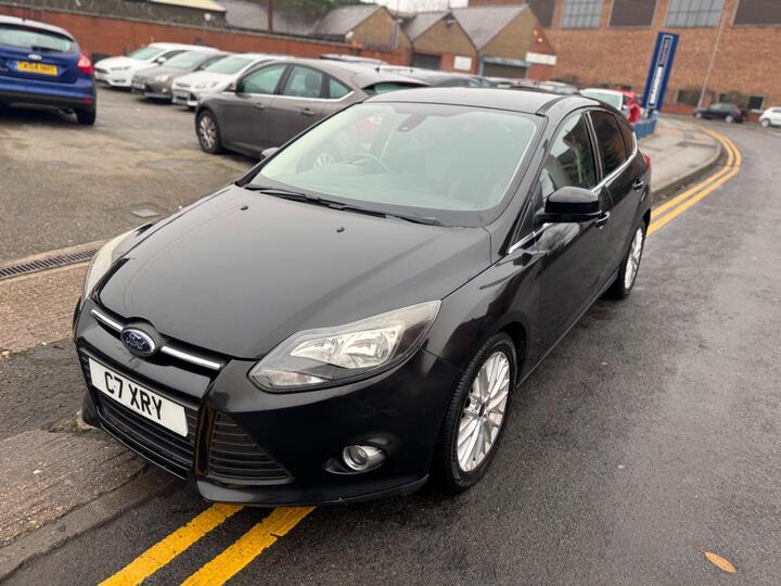 Ford Focus 1.6 Zetec Navigator Powershift Euro 5 5dr