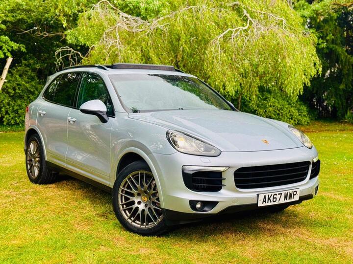 Porsche CAYENNE 3.0 TD V6 Platinum Edition TiptronicS 4WD Euro 6 (s/s) 5dr Porsche CAYENNE 3.0 TD V6 Platinum Edition TiptronicS 4WD Euro 6 (s/s) 5dr