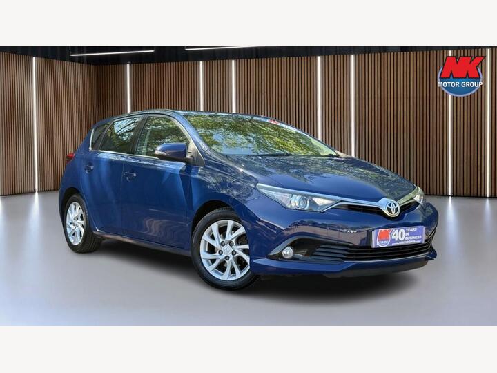 Toyota Auris 1.2 VVT-i Icon Euro 6 (s/s) 5dr (Safety Sense)