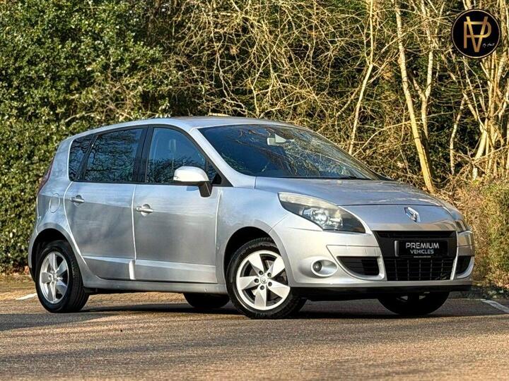 Renault Scenic 1.6 VVT Dynamique TomTom Euro 5 5dr