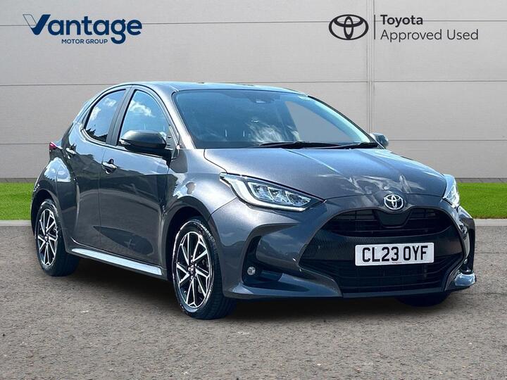 Toyota Yaris 1.5 VVT-h Design E-CVT Euro 6 (s/s) 5dr