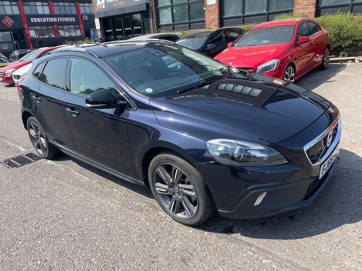 Volvo V40 Cross Country 2.0 T5 Lux Nav Geartronic AWD Euro 6 (s/s) 5dr