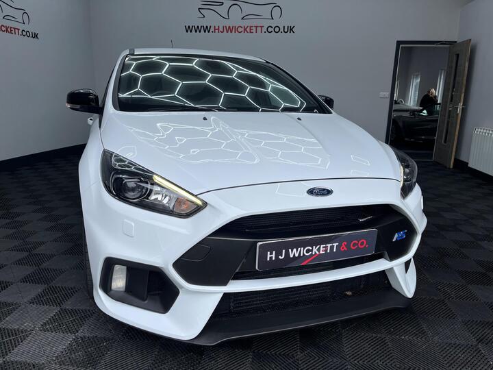 Ford Focus 2.3T EcoBoost RS AWD Euro 6 (s/s) 5dr