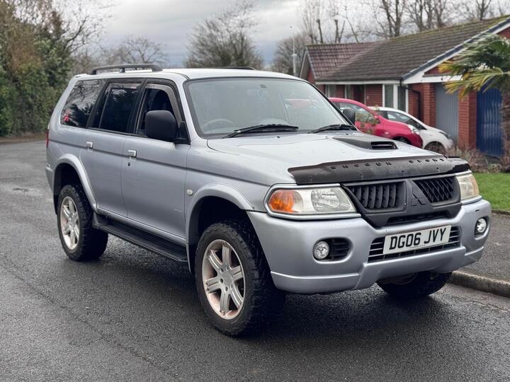 Mitsubishi Shogun Sport 2.5 TD Warrior 5dr