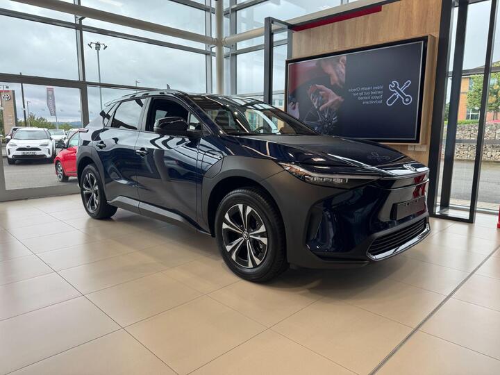 Toyota BZ4X 71.4kWh Motion Auto 5dr (11kW OBC)
