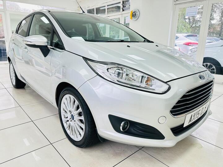 Ford Fiesta 1.0T EcoBoost Titanium Powershift Euro 6 5dr