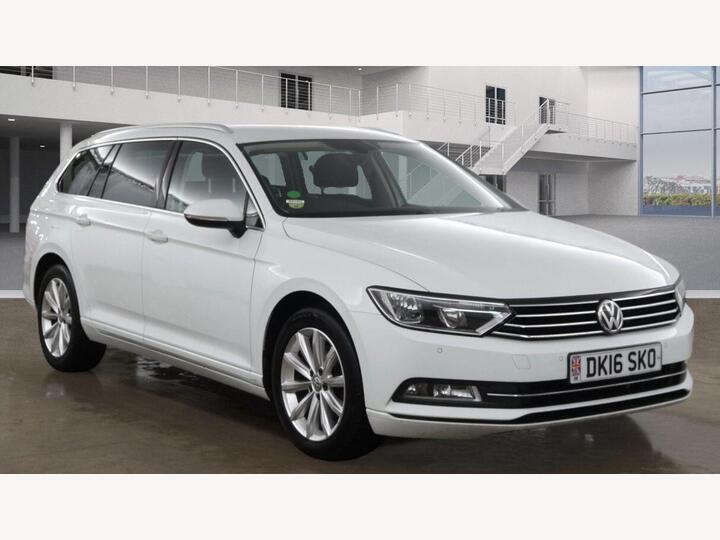 Volkswagen PASSAT 2.0 TDI BlueMotion Tech SE Business DSG Euro 6 (s/s) 5dr Volkswagen PASSAT 2.0 TDI BlueMotion Tech SE Business DSG Euro 6 (s/s) 5dr