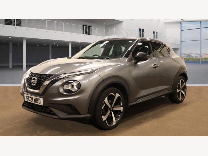 Nissan JUKE 1.0 DIG-T Tekna Euro 6 (s/s) 5dr Nissan JUKE 1.0 DIG-T Tekna Euro 6 (s/s) 5dr