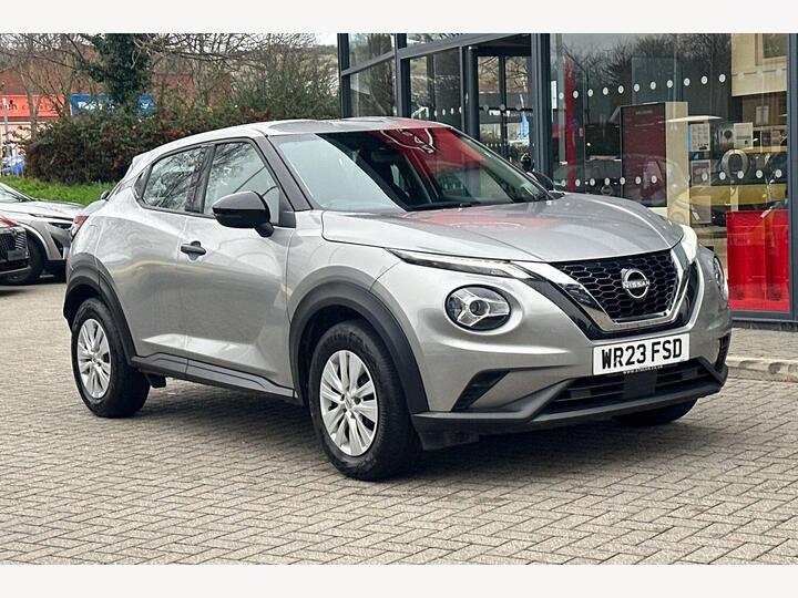 Nissan Juke 1.0 DIG-T Visia Euro 6 (s/s) 5dr Nissan Juke 1.0 DIG-T Visia Euro 6 (s/s) 5dr