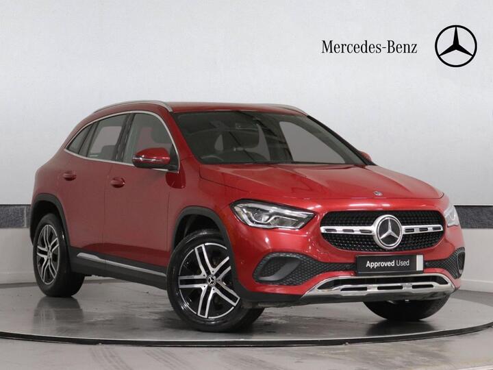 Mercedes-Benz GLA 2.0 GLA200d Sport (Executive) 8G-DCT Euro 6 (s/s) 5dr Mercedes-Benz GLA 2.0 GLA200d Sport (Executive) 8G-DCT Euro 6 (s/s) 5dr
