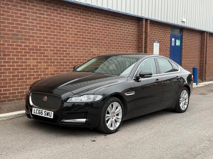 Jaguar XF 2.0d Portfolio Auto Euro 6 (s/s) 4dr