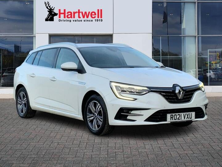 Renault Megane 1.6 E-TECH 9.8kWh Iconic Sport Tourer Auto Euro 6 (s/s) 5dr